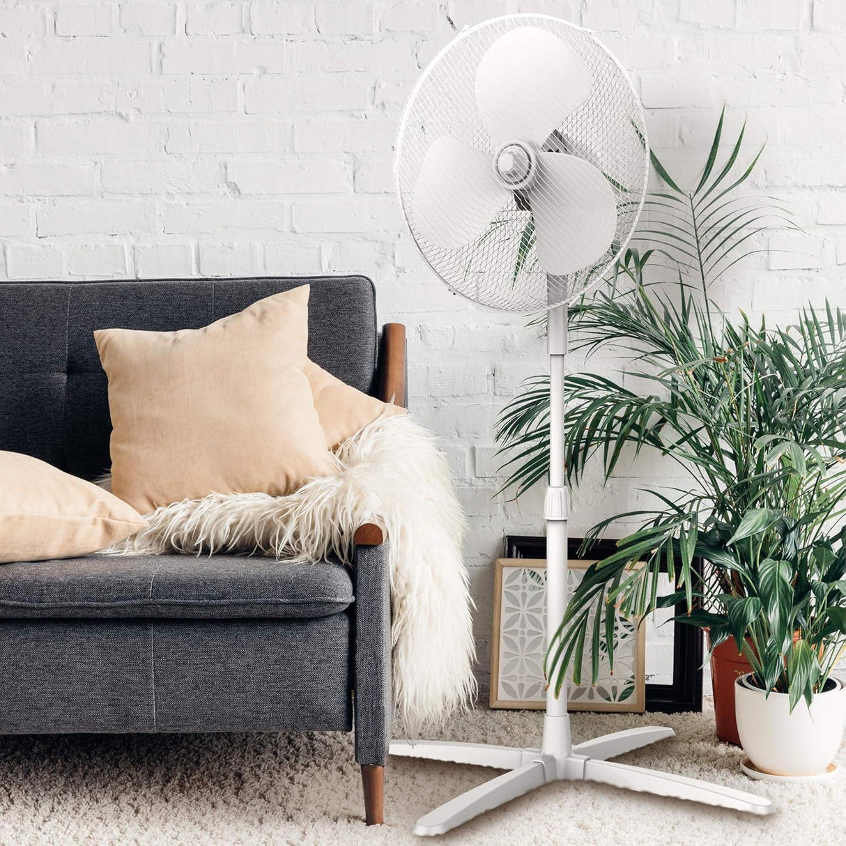 Igenix 16" Pedestal Fan White