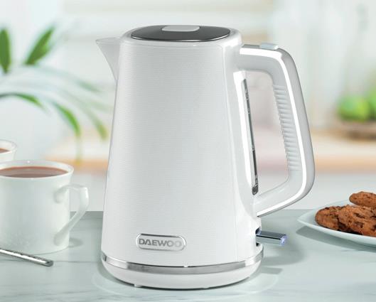 Essentials Daewoo Stirling 2 Slice Toaster & 1.7 Kettle White