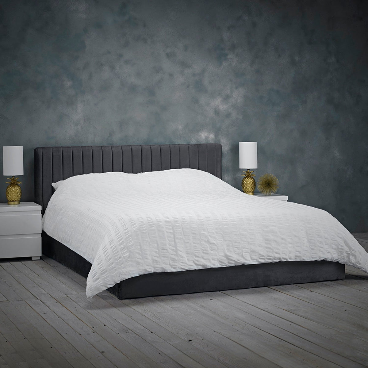 Briar Silver Kingsize Bed