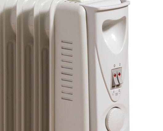 Daewoo 1500W White 7 Fin Oil Filled Radiator