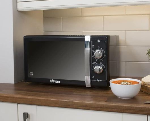 Retro Black 900W Manual Microwave