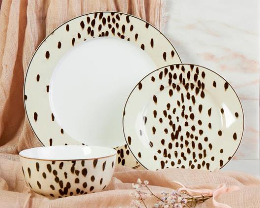 12pc Poodle & Blonde Tottenham Dalmation Dinner Set