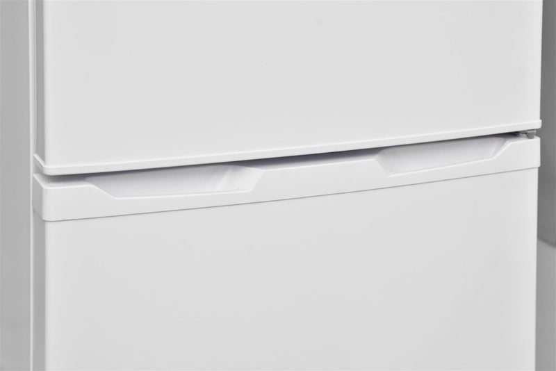 White Knight AT5048W 60/40 Low Frost Combi Fridge Freezer