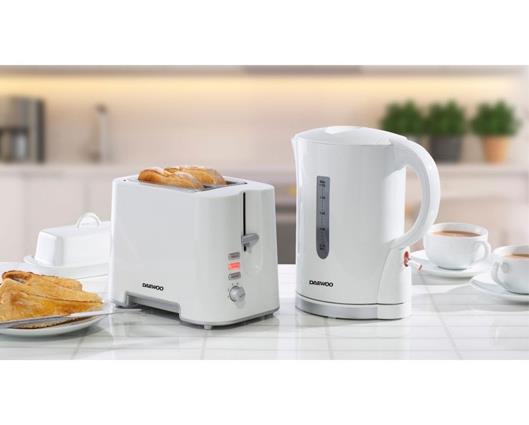 2200W White Plastic Kettle with Chrome Band