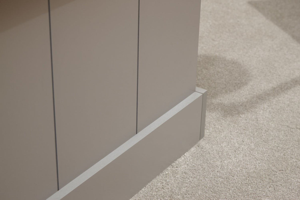 Kinsley Coffee Table