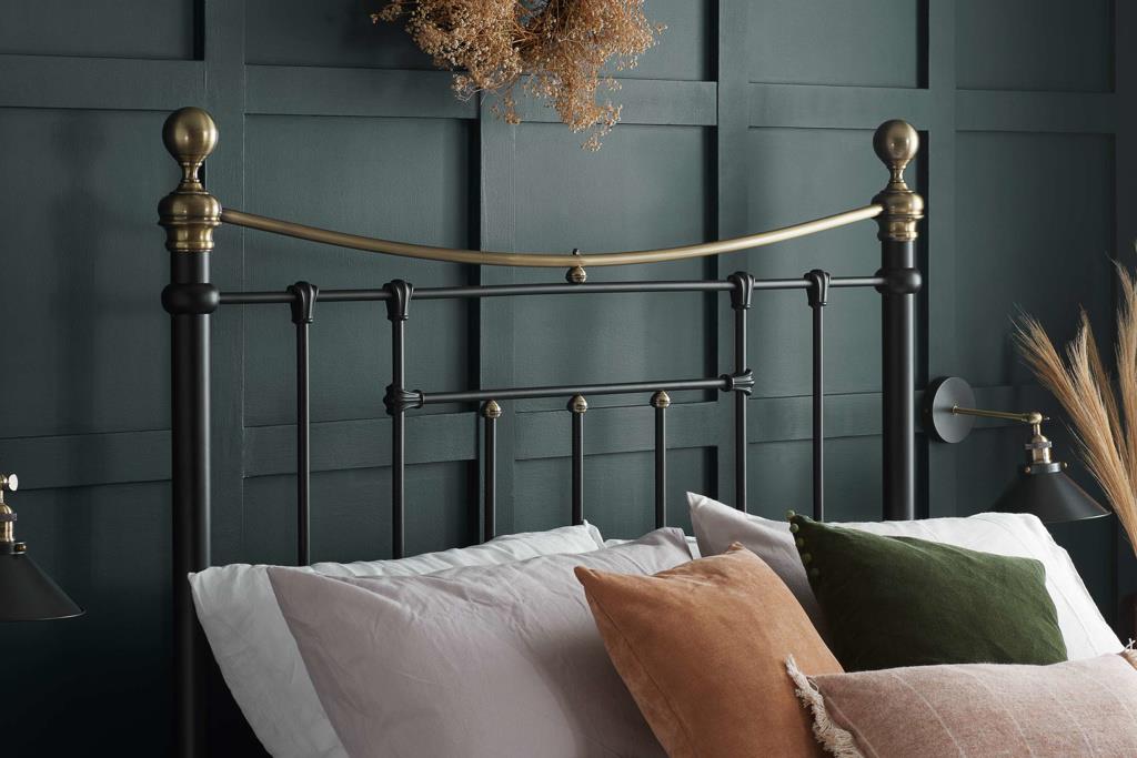 Bronte Double Bed - Black