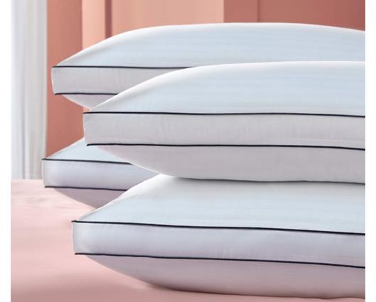 Silentnight Hotel Collection Box Pillow � 4 pack