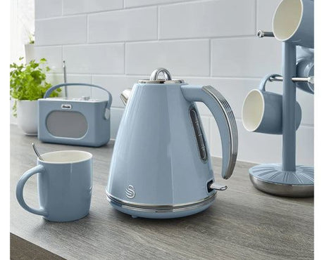 Swan 1.5L Retro Jug Kettle Blue