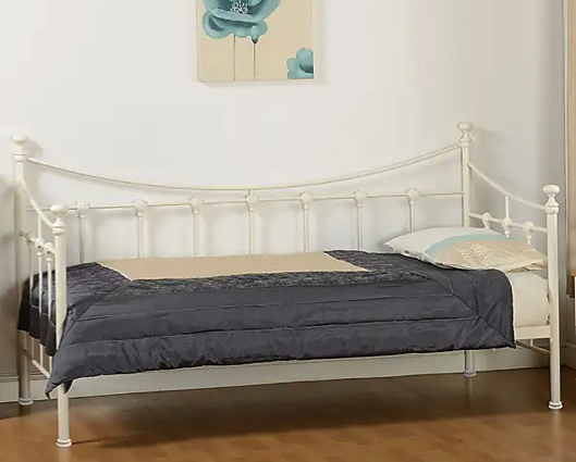 Tia Day Bed