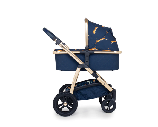 Wow 2 Pram & Accessories Bundle - On The Prowl